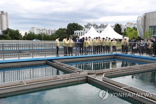 수돗물 유충 나온 인천 정수장 밀폐형으로 바꾼다