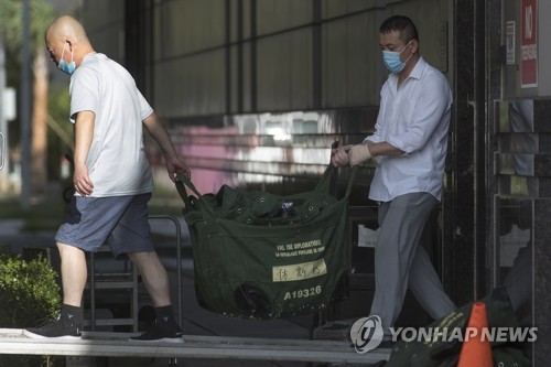 주미중국대사관 "휴스턴 총영사관 업무 대행…美 잘못 바로잡길"