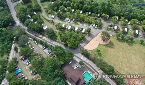 장마 속 '반짝 맑음'…해수욕장·관광지 인파 북적