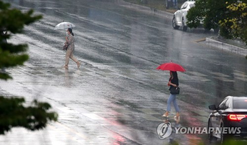 전북에 쏟아지는 강한 장맛비…남원 78.2㎜