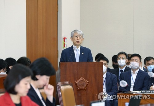 최기영 "온라인 좌표 찍히는 것 큰 이슈 아니다"