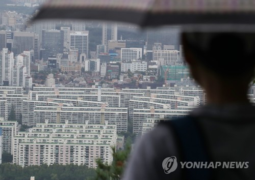 새로운 전세시장 열리자…집주인들 멘붕·세입자는 안도