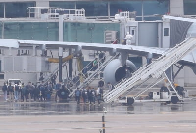 "이라크 귀국 근로자 86명 출발 전 유증상…별도 탑승"