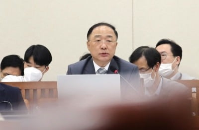 홍남기 "주택공급대책 검토 마무리"…다음 주 발표할 듯