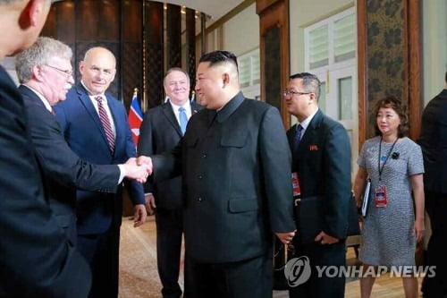 볼턴 "10월 북미 정상회담 가능성…실질적 진전 어려워"