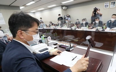 최저임금위 공익위원, 내년 인상률 구간 0.3∼6.1%로 제시