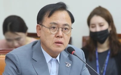 이명수 "이순신이 관노와 잠자리? 허위사실"