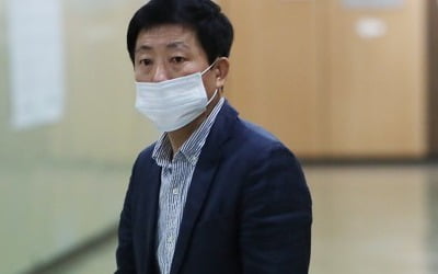 통일부, 대북전단 살포 '박상학 형제' 단체 법인취소