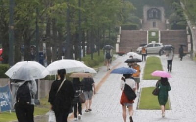 오후까지 전국에 비…제주·남해안은 내일 아침까지 이어져