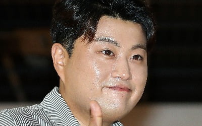 김호중 "母로 인한 피해 해결할 것…연락 달라"