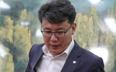 "국토위서 퇴출하라"…진성준, 징계 요구에 "물러서지 않아"