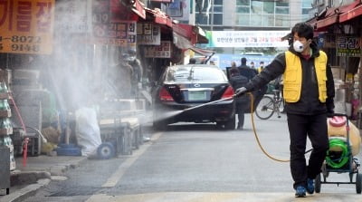 전국 최대 '성남 모란 5일장'…코로나로 이달 말까지 휴장