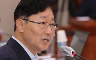 박범계, 윤희숙 평가하다 "이상한 억양"…'지역폄하' 논란