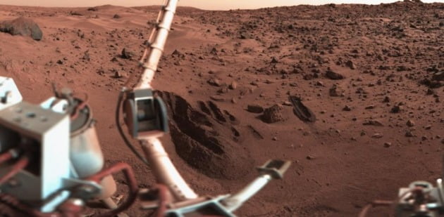 화성 착륙 탐사선 바이킹에서 보내온 화성 표면 사진  NASA