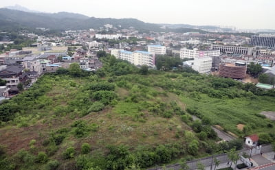 [단독] 서울시 "대한항공 송현동 땅 4670억 이상에 사겠다"