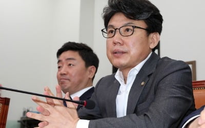 진성준 "공무원 임금 삭감? 좋은 방안 아냐…사기 꺾을 수도"