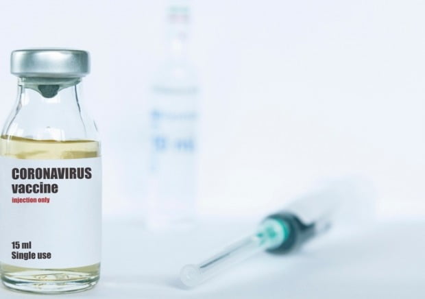 신종 코로나바이러스가 초기와 다르게 변종돼 백신 개발에 어려움이 있을 것이라는 연구 결과가 나왔다./사진=게티이미지