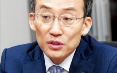 "공공주택 의무화한 재건축…집주인들 선뜻 나서겠나"