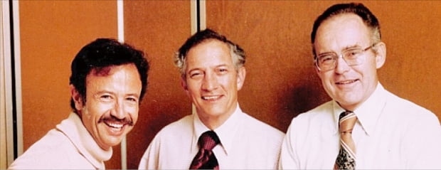 인텔의 공동 창업자들. 왼쪽부터 앤디 그로브, 로버트 노이스, 고든 무어.  인텔  제공
 