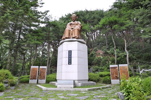 [걷고 싶은 길] 칠갑산 정상에 오르는 편안한 산장로