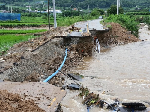 419㎜ 물폭탄 맞은 충북 음성…도로·농경지 772곳 생채기