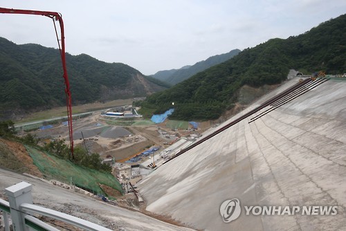 북한도 집중호우…평화의댐 상류 금강산댐 수문 열었나?