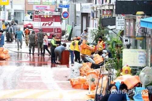 [반복되는 물난리] ① '잊을 만하면 또'…게릴라성 폭우에 속수무책