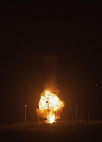 미국, ICBM '미니트맨-3' 시험발사…북·중에 경고인 듯