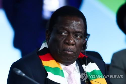 짐바브웨 대통령, 정부 비판론자들에 "쓸어버리겠다"