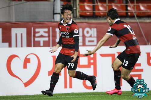 '김보경 멀티골' 전북. 대구 2-0 완파…선두 울산과 격차 '1점'(종합)