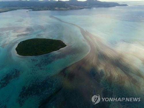 모리셔스 총리 "좌초 일본 유조선 기름 유출 멈춰…최악 대비"