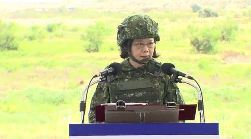 中·대만 대치 속 대만 장교, 중국에 군사기밀 넘기려다 '덜미'(종합)