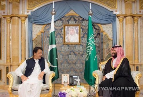 돈줄 끊길라…파키스탄, '사우디 심기 달래기'에 전전긍긍