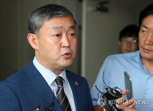 검찰, '뇌물수수' 혐의 송성환 전북도의원에 징역 1년 구형