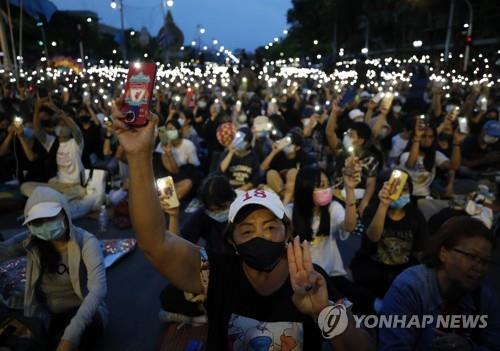 태국 반정부 집회 한 달…"독재·공포정치·유전무죄 질렸다"