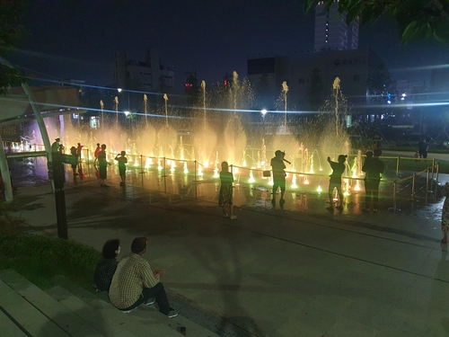 포항은 열흘째 열대야…밤새 뒤척인 시민