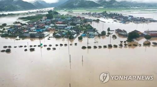 재경 전북 남원향우회, 고향에 1억원 상당 수해 성금·성품 전달