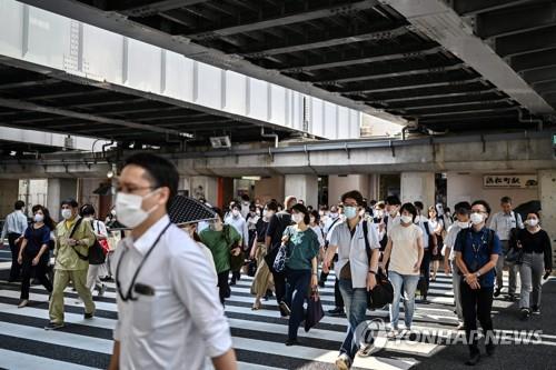 일본 코로나 신규확진 사흘만에 1천명 넘어…"제2파 한가운데"