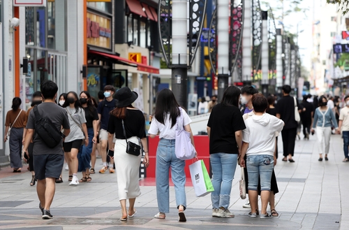 지역 감염 확산 위기인데…청주 도심에 젊은이들 '북적'