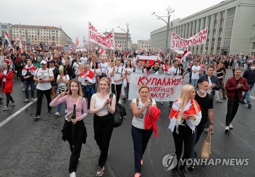 '정국 혼란' 벨라루스 야권 대선 후보, 비건 미국 부장관 만나