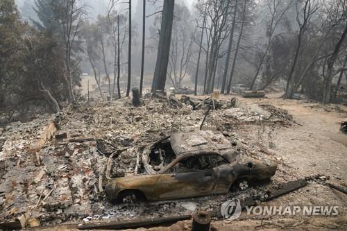 캘리포니아 산불 서울 9배 태워…"메가파이어 왔다" 진화에 수주