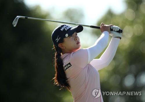 8개월 만에 LPGA 복귀 김세영, 첫날 선두에 1타차 6언더파