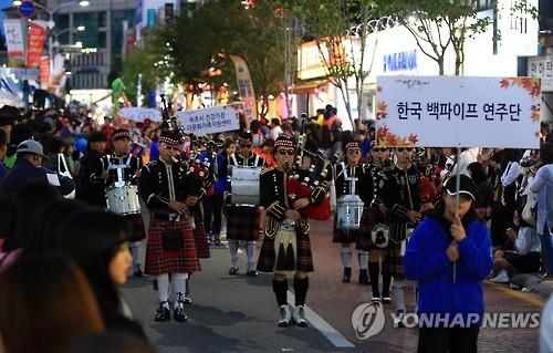 코로나19 확산으로 지자체 축제 취소·연기 잇따라