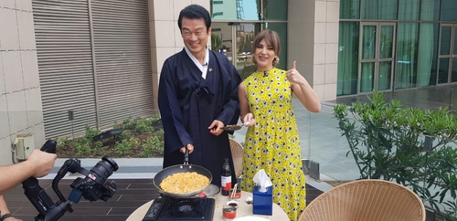 "김치로 코로나19 이기세요"…이라크 에르빌서 홍보 방송