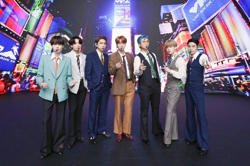 BTS, 美 MTV어워즈 '베스트 팝' 등 4관왕…"아미에게 영광"(종합2보)