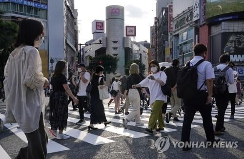 日코로나 신규 하루 만에 다시 1천명대로…"더 늘어날 듯"