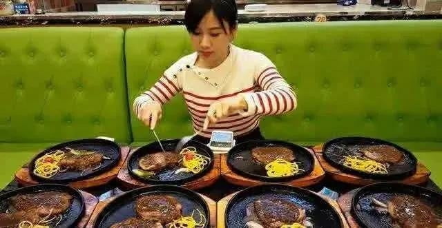 “음식 낭비말라” 시진핑 말 한마디에…바로 입법 착수