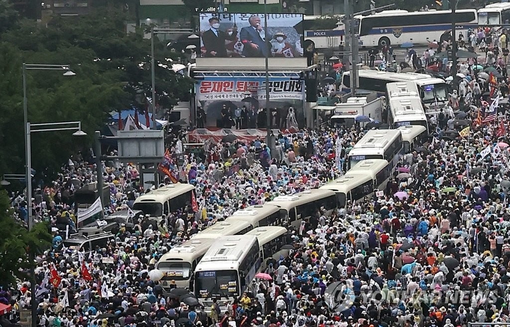 [속보] 서울시 "사랑제일교회 확진자 193명…전광훈 고발"