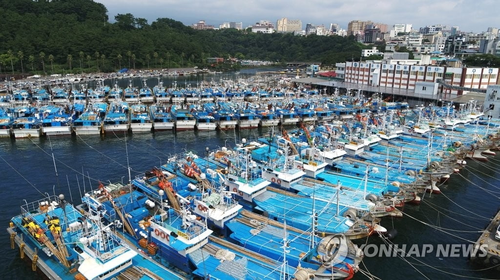 벌써?…`바비`가 온다 "제주도 남쪽 먼바다에 `태풍 특보`"