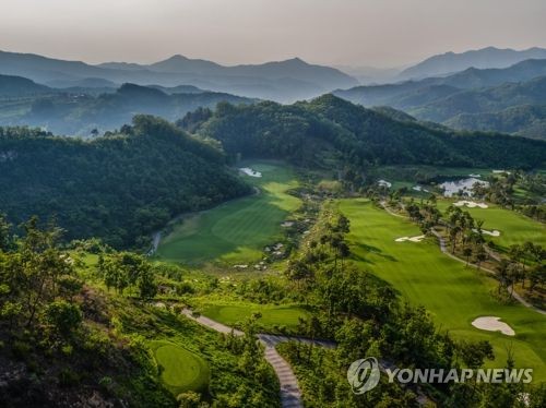 '골프장 상품권 비리' 태광그룹 김기유 실장, 배임죄로 벌금형